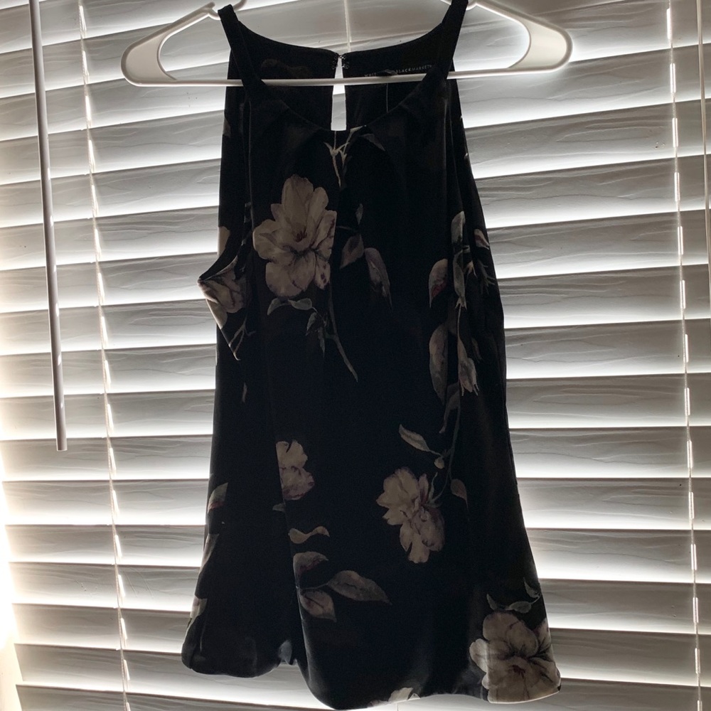 WHBM Top